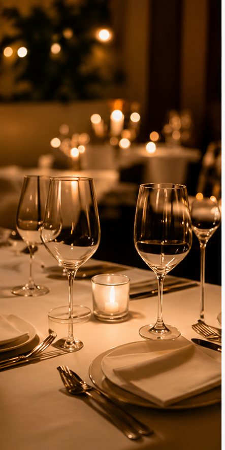Elegantes Dinner bei Kerzenschein